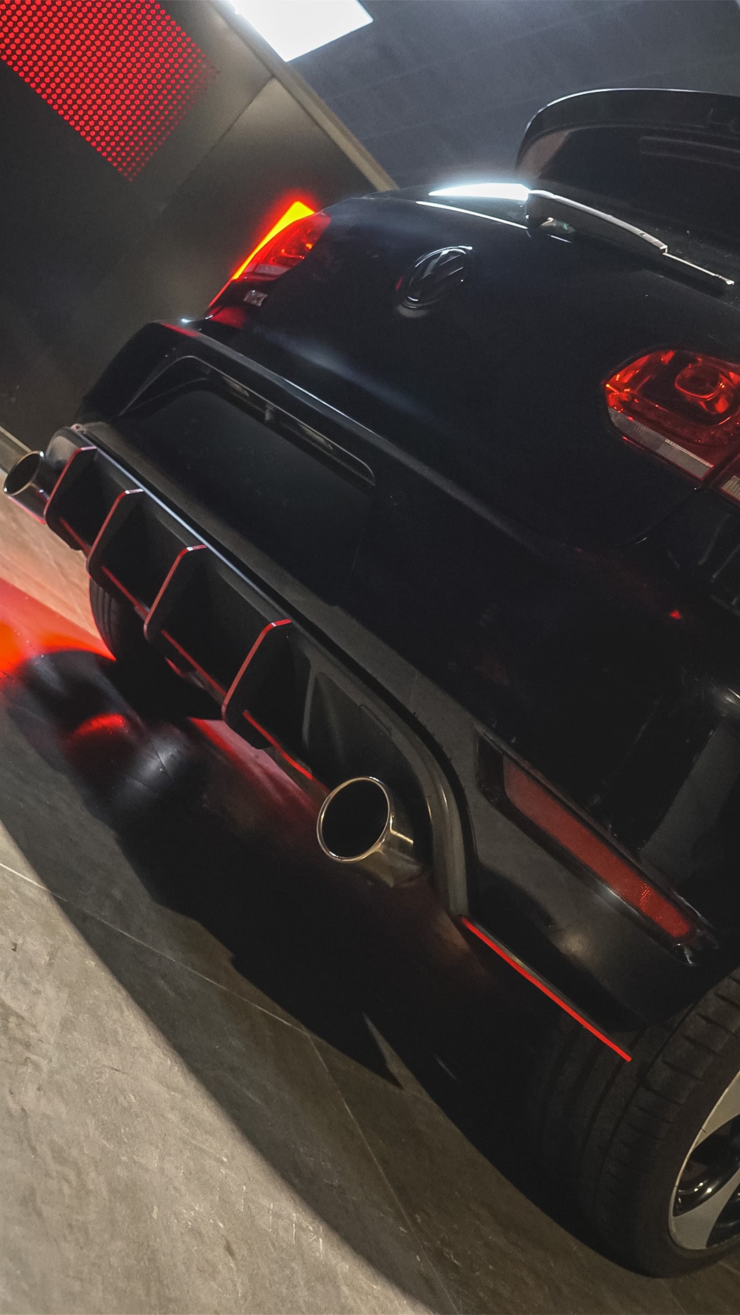 Volkswagen Golf GTI MK6 difusor trasero Maxton design