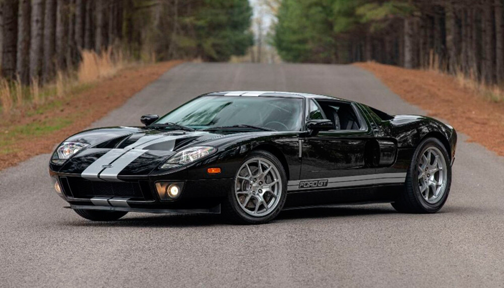 Ford GT (2005)