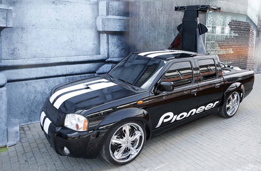 Tuning Total: La Nissan Navara con Suspensión Neumática y Sonido Pioneer Más Potente