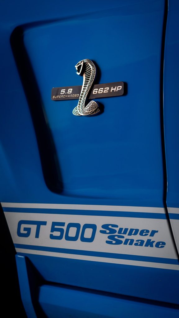ford mustang shelby azul super snake-min