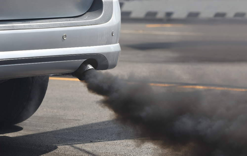 5 Trucos Para Quitar Humo Negro Del Coche