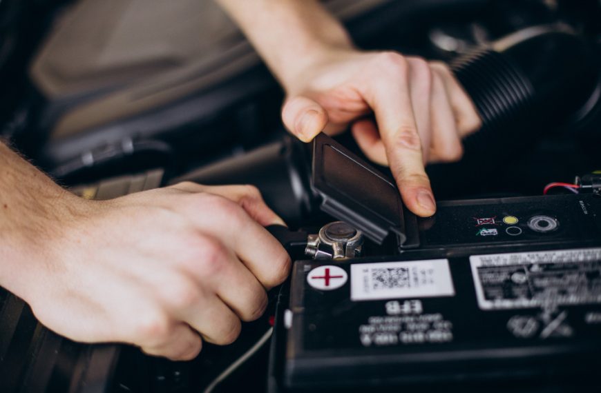 ¿Cuánto Dura Una Batería De Coche? Señales De Cambio